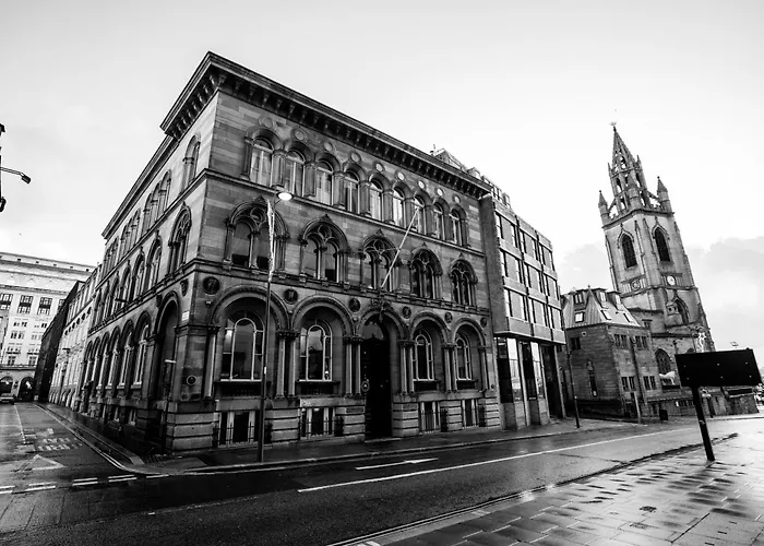 The Racquet Club Aparthotel Liverpool